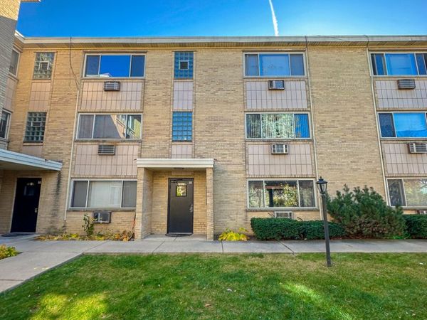 7019 N Ridge Boulevard , Unit 3D, Chicago, IL 60645
