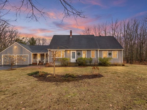 7 Littlefield Drive, Kennebunk, ME 04043