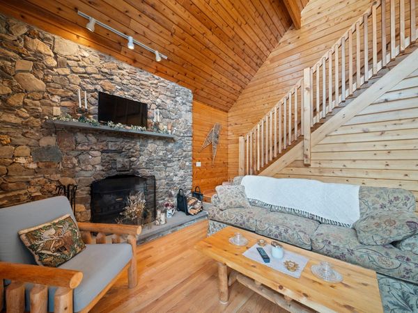 1958 State HWY 212, Moro Plt, ME 04780