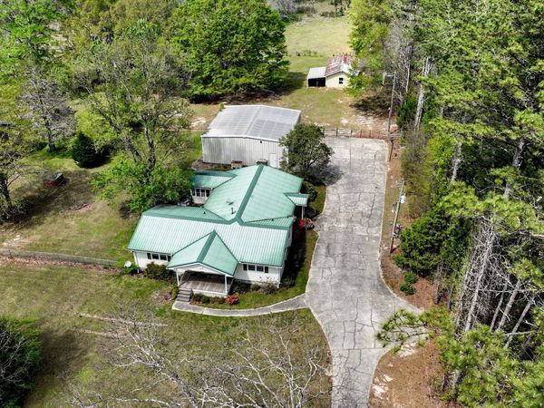 122 McIntosh Trail, Sharpsburg, GA 30277