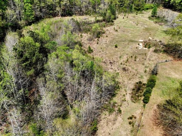 104 McIntosh Trail, Sharpsburg, GA 30277