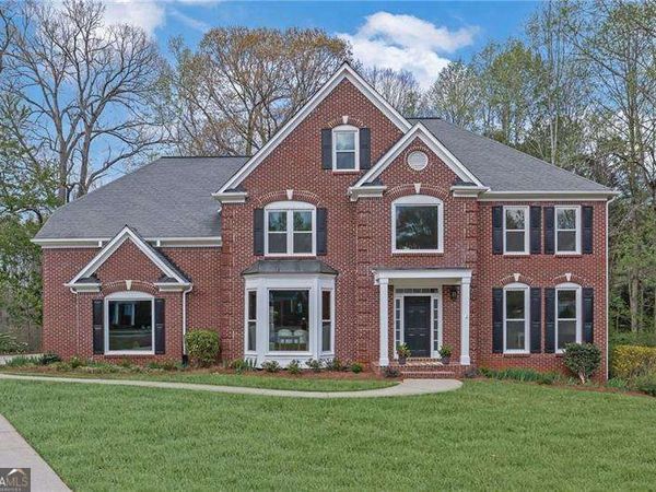 5380 Castlebrooke Crossing Drive, Cumming, GA 30040