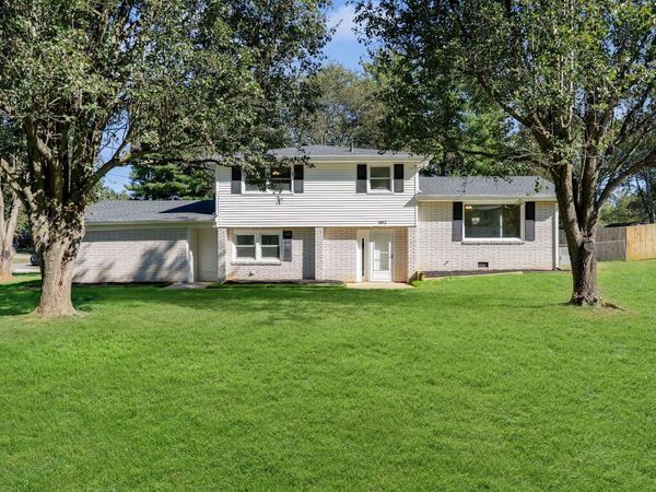 402 Holston Dr , Smyrna, TN 37167