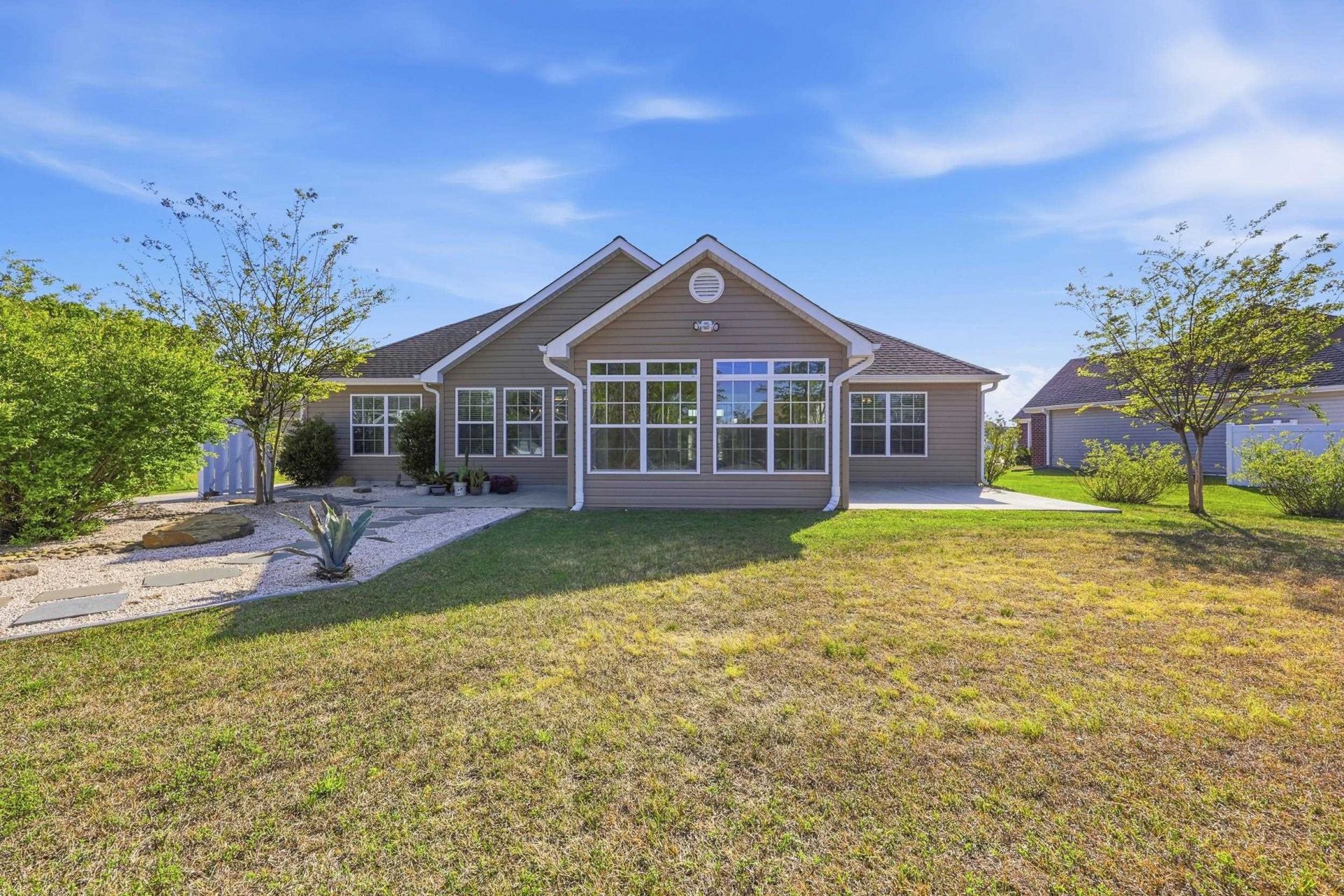 285 Camrose Way  Photo 27