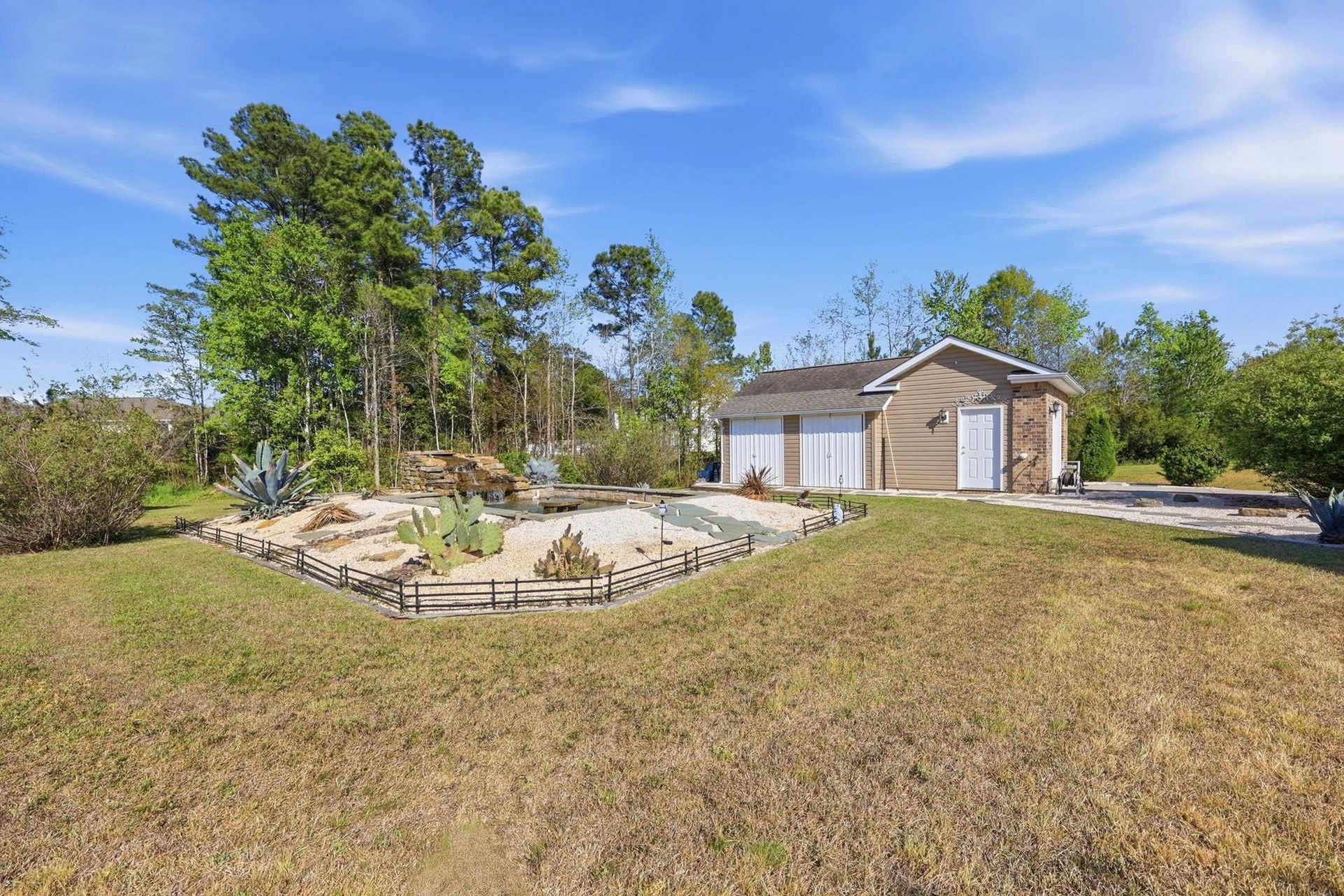 285 Camrose Way  Photo 30