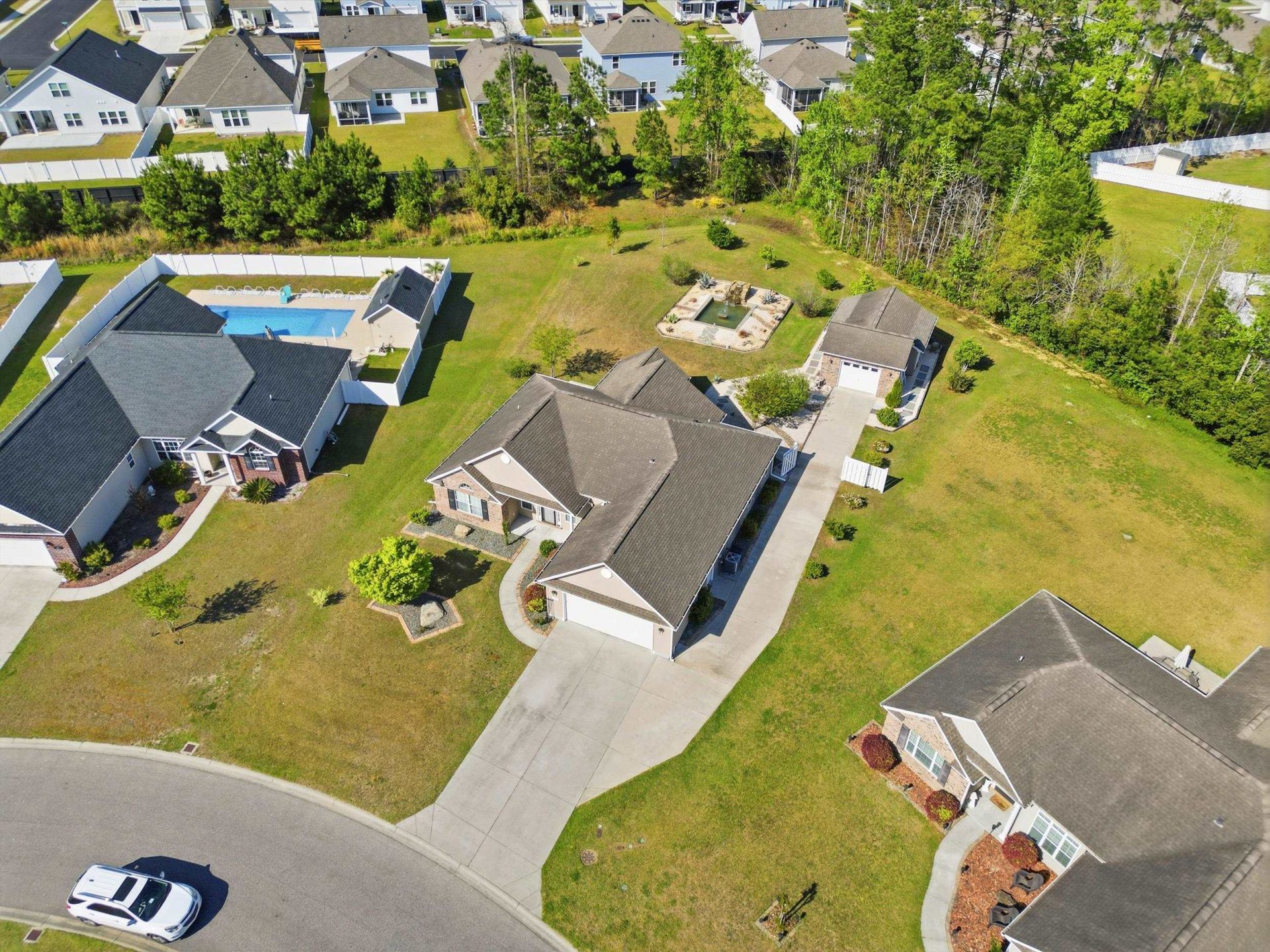 285 Camrose Way  Photo 34