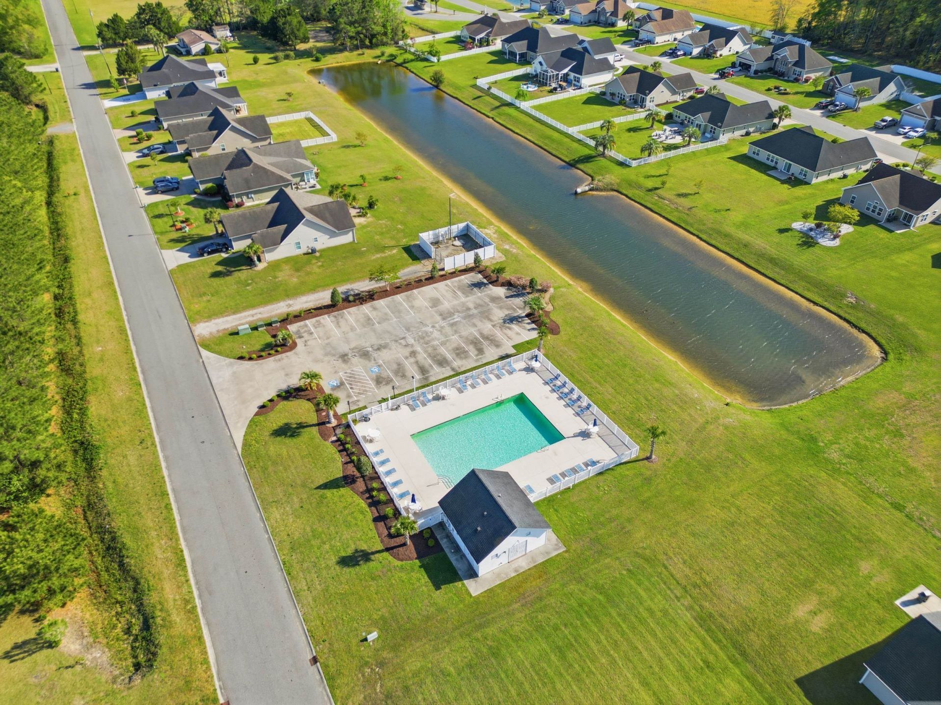 285 Camrose Way  Photo 36