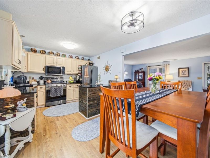 154 Nantucket Circle, Painesville Township, OH 44077 Photo 11