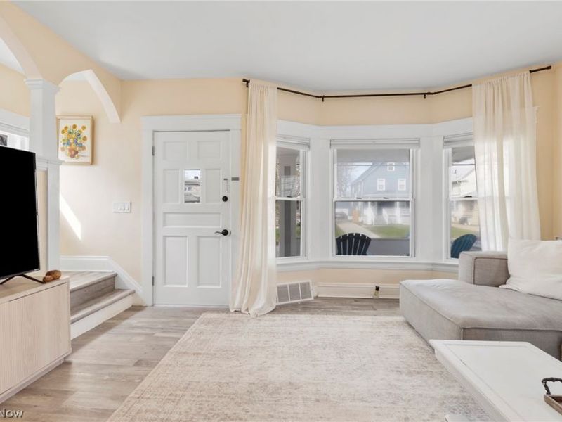 3451 W 137th Street , Cleveland, OH 44111 Photo 4