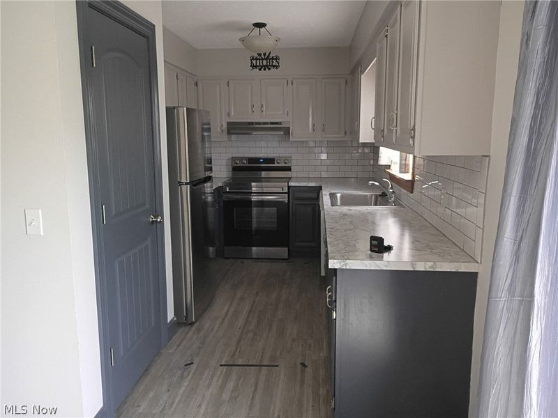 3106 Parkview Street NW, Canton, OH 44708 Photo 9