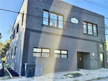 52 12th Street, Campbell, OH 44405