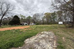 Barrett Road photo 4