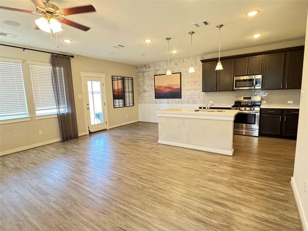 2328 Calvert DR, Leander, TX 78641