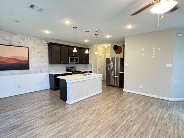 2328 Calvert DR, Leander, TX 78641