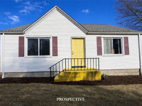 2360 Evans City Rd, Zelienople, PA 16063