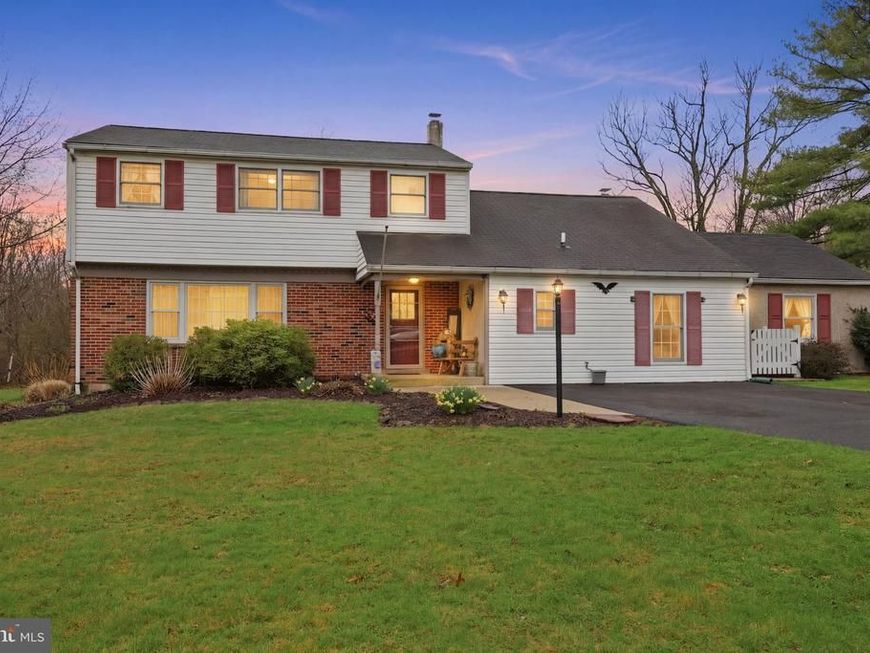 2232 Swamp Road, Fountainville, PA 18923 Main Photo