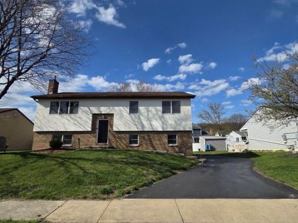 908 BLUE GATE LANE, SINKING SPRING, PA 19608