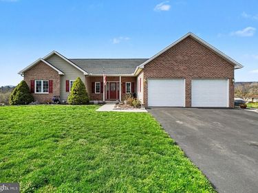 3 PRICKLY PEAR DRIVE, CARLISLE, PA 17013