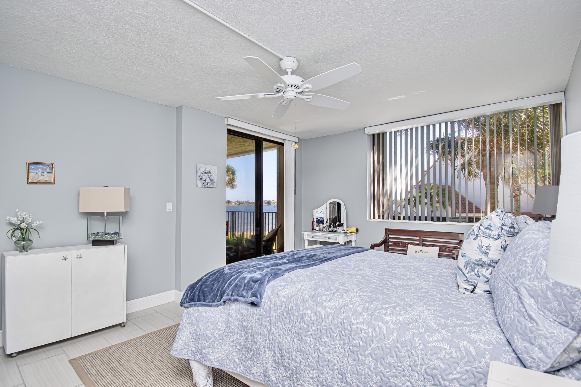 8200 Lakeshore Drive, Unit 2010, Hypoluxo, FL 33462 Photo