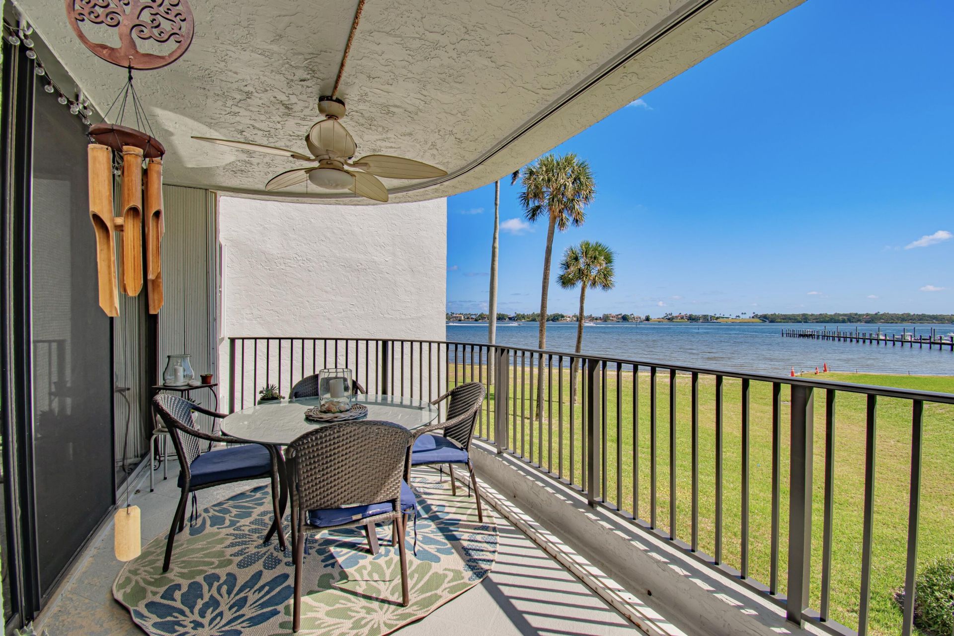 8200 Lakeshore Drive, Unit 2010, Hypoluxo, FL 33462 Photo