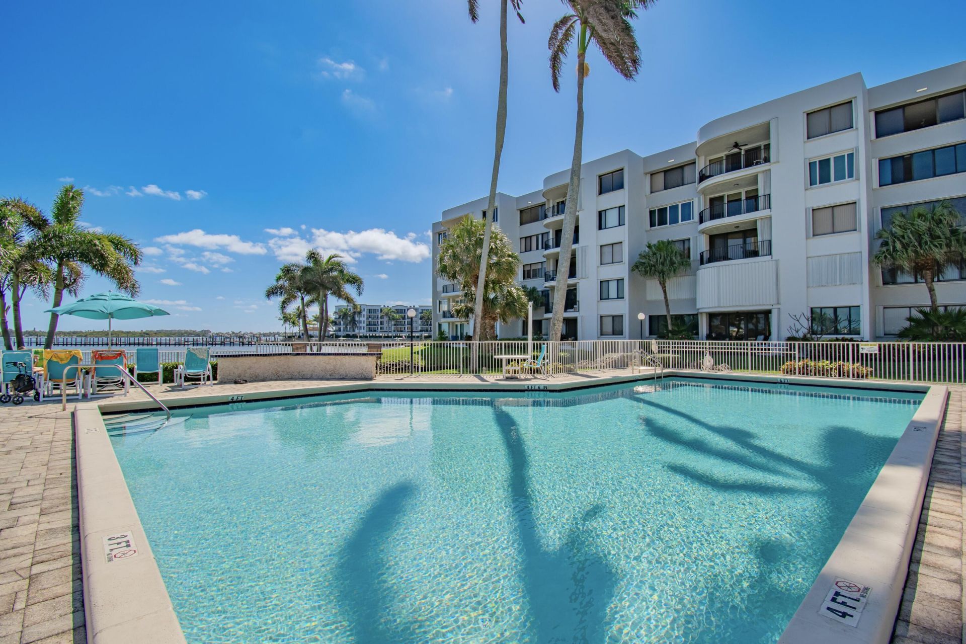 8200 Lakeshore Drive, Unit 2010, Hypoluxo, FL 33462 Photo