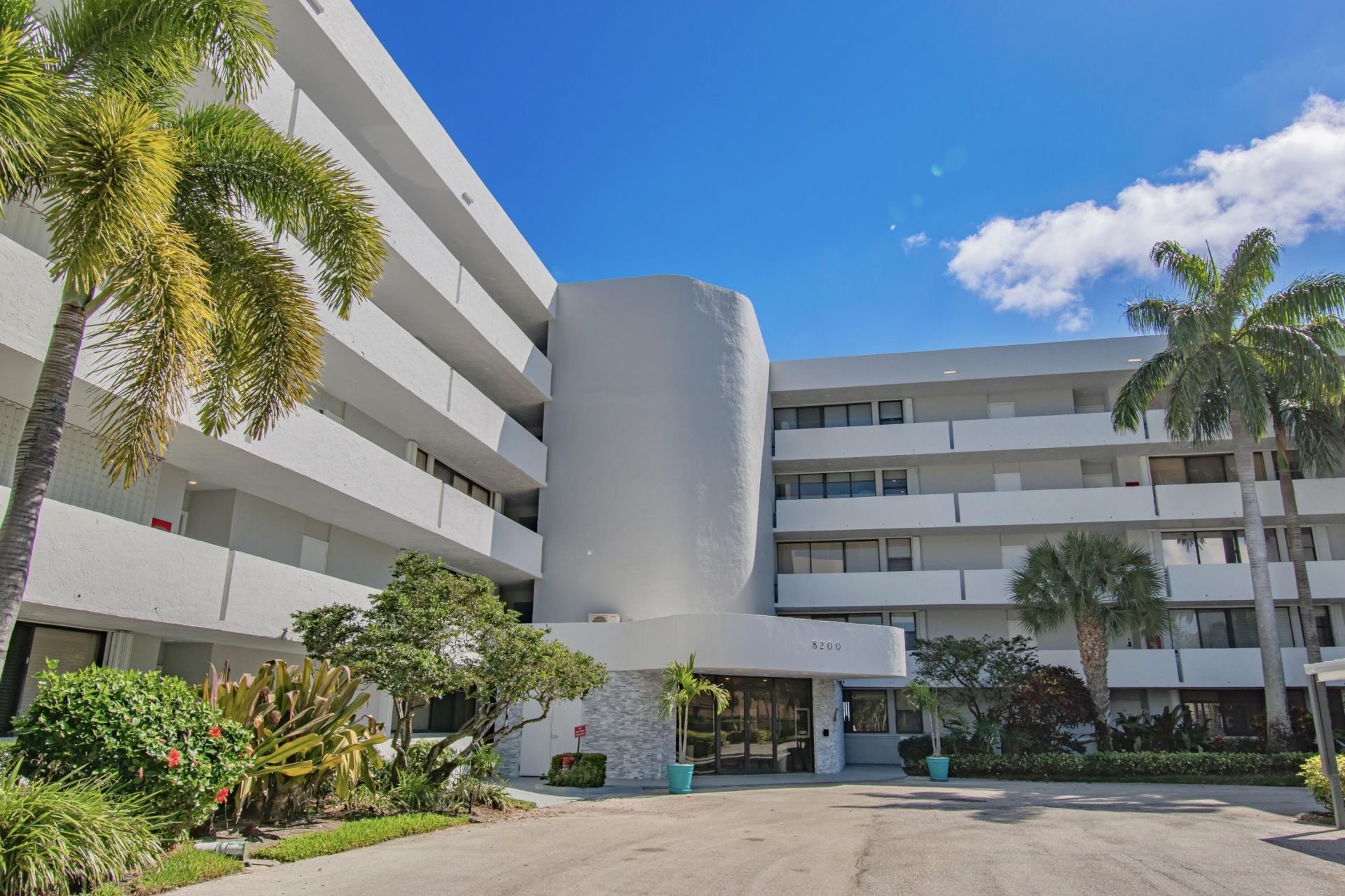 8200 Lakeshore Drive, Unit 2010, Hypoluxo, FL 33462 Photo