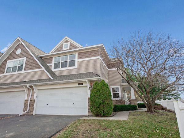 9980 Indigo Drive, Eden Prairie, MN 55347