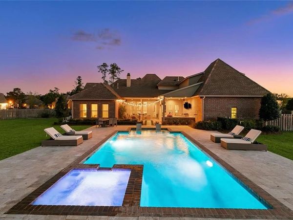 420 S FAIRWAY Drive, Madisonville, LA 70447