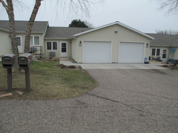 1407 15th St Street, Unit 35, Baraboo, WI 53913