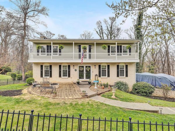 1005 Chestnut Mountain DR , Vinton, VA 24179