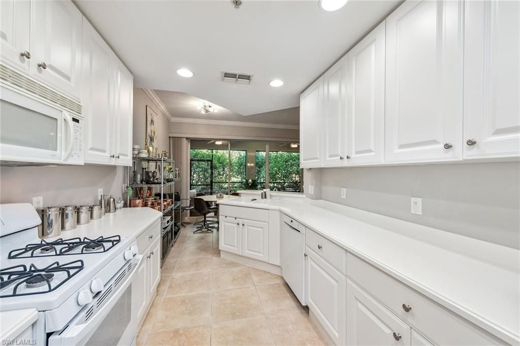 3985 Deer Crossing Ct, Unit 103, Naples, FL 34114 Photo