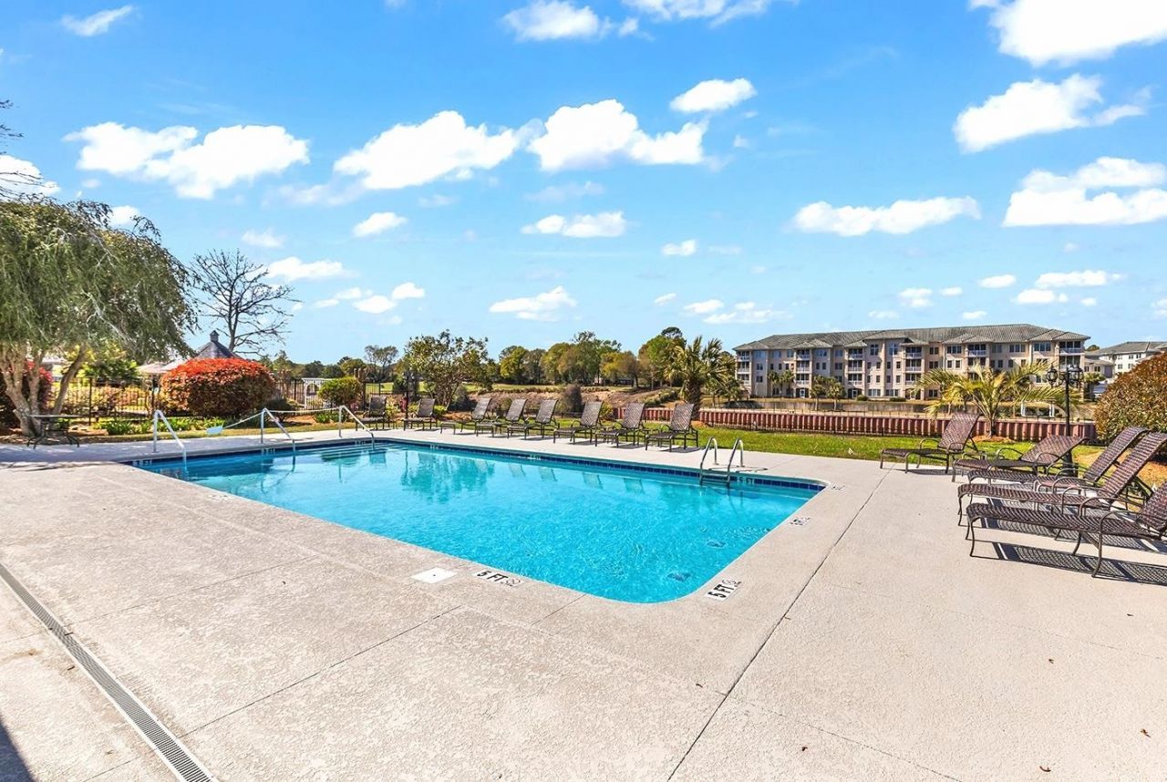 915 Cedarwood Circle  Photo 22