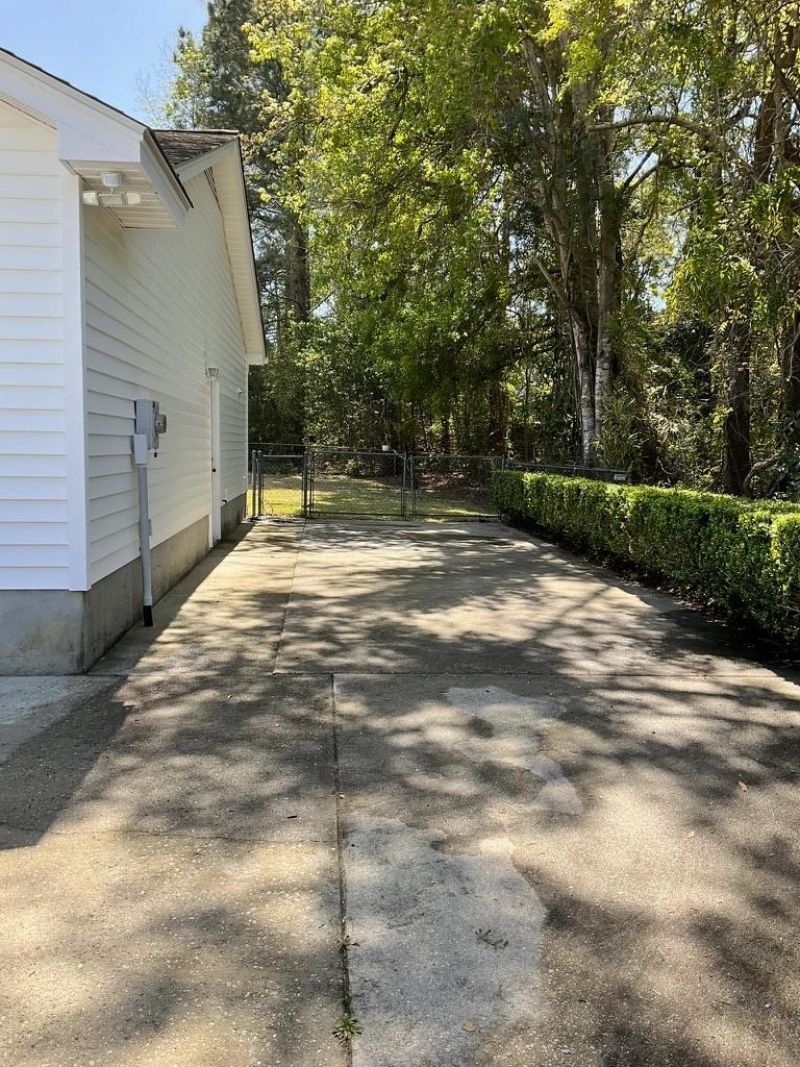 4311 Bradford Circle Photo 22