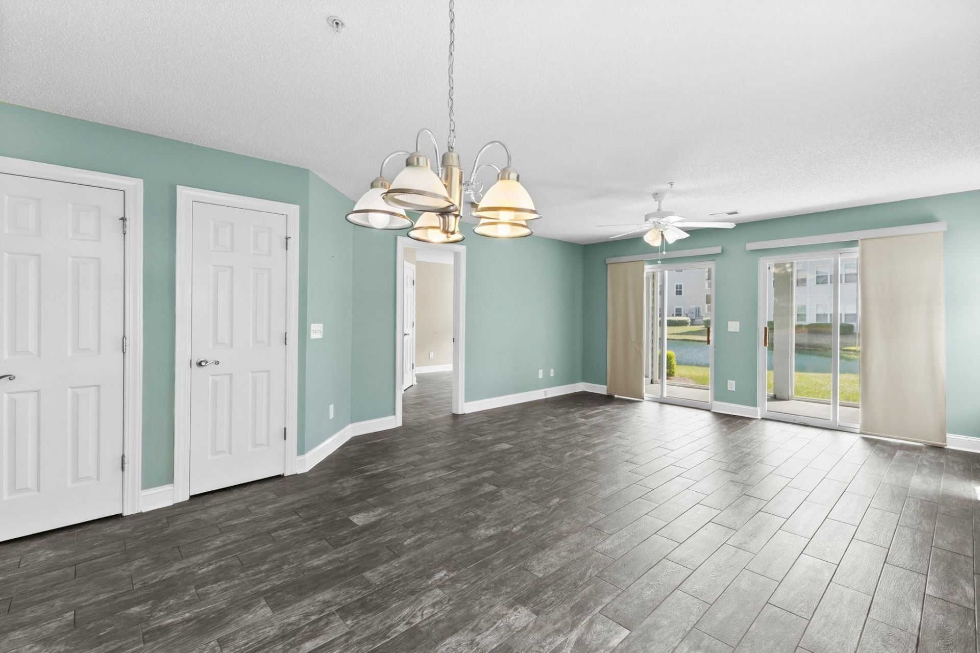 627 Woodmoor Dr.  Photo 16