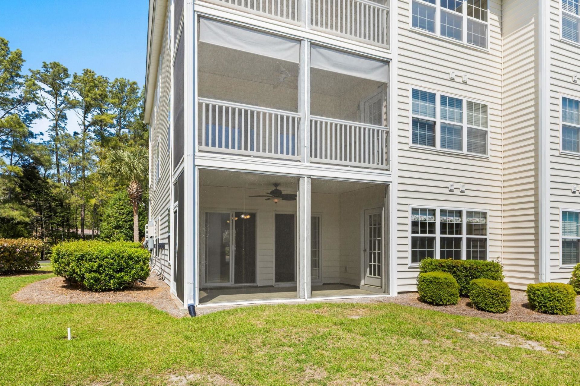 627 Woodmoor Dr.  Photo 29