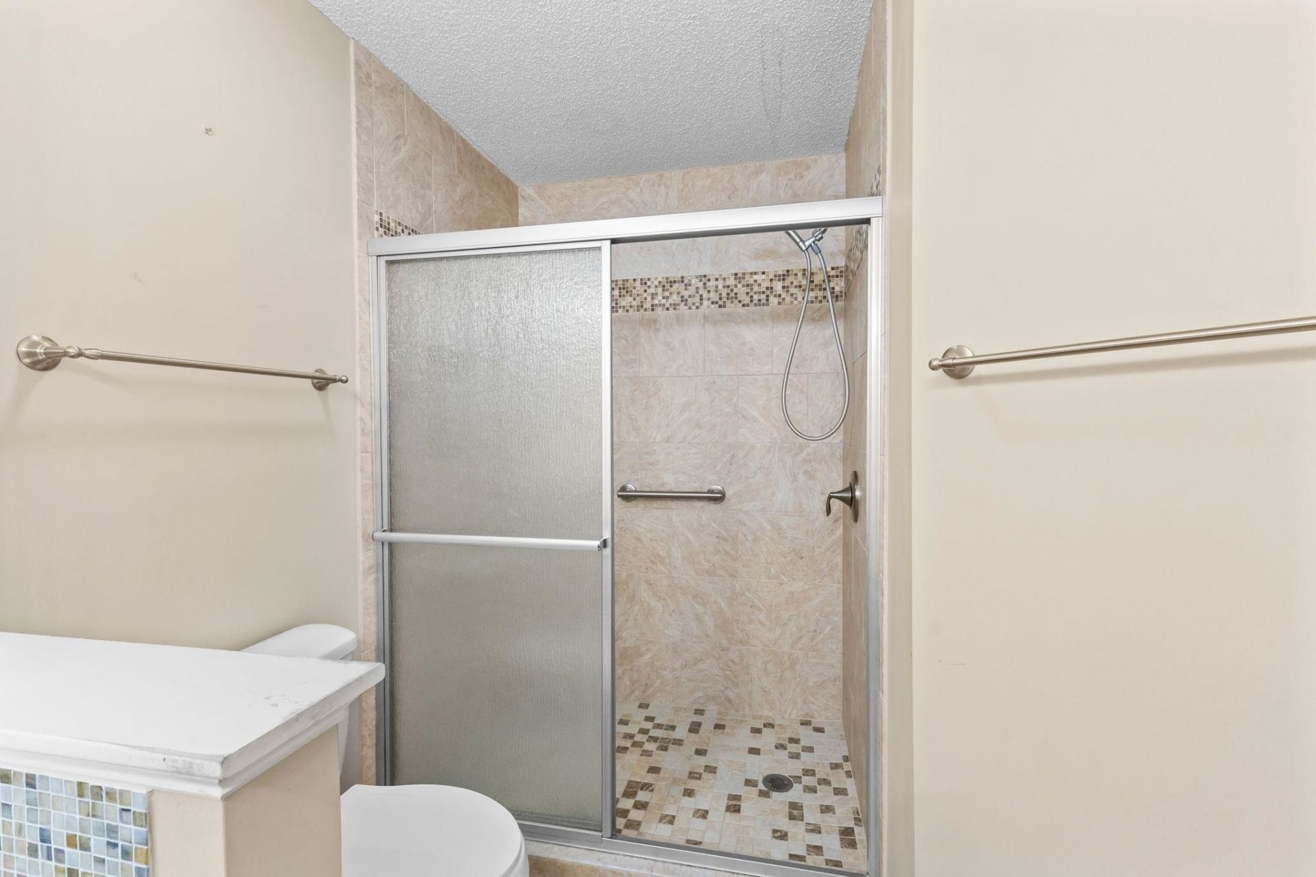 627 Woodmoor Dr.  Photo 36