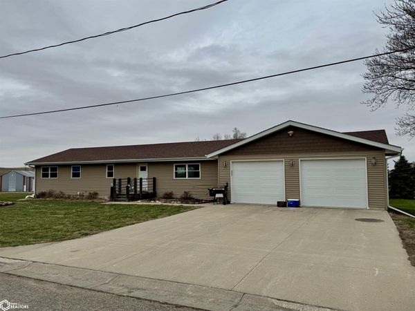 603 1st Street, Dedham, IA 51440