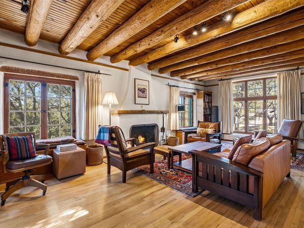 1057 Camino Manana, Santa Fe, NM 87501