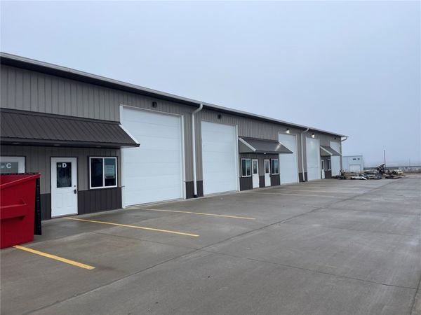 128 Greenfield Drive , Unit F, Tiffin, IA 52340
