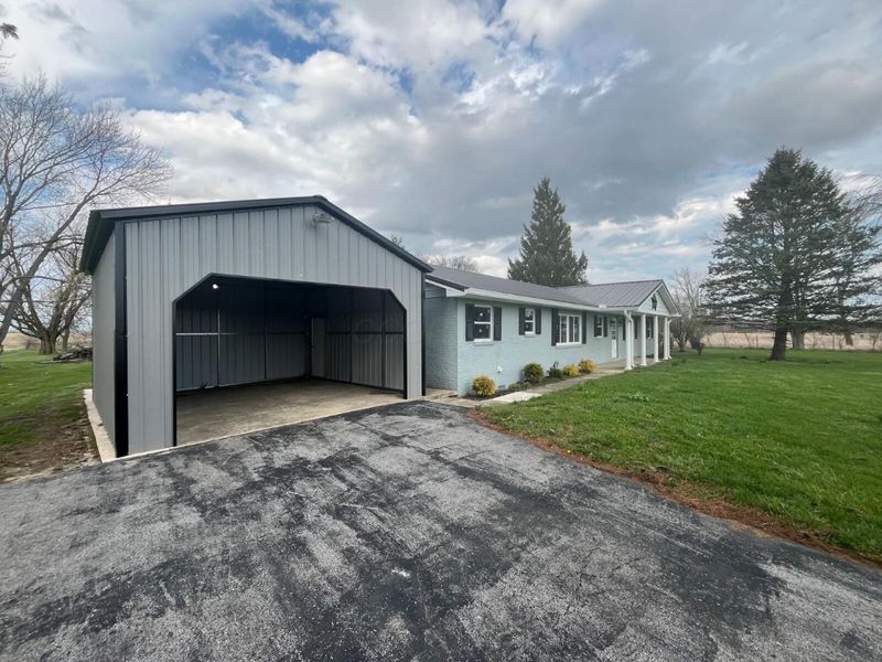 5181 Robinson Road SE, Washington Court House, OH 43160 Photo 1