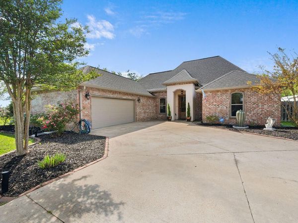 129 Landry Dr, Ragley, LA 70657