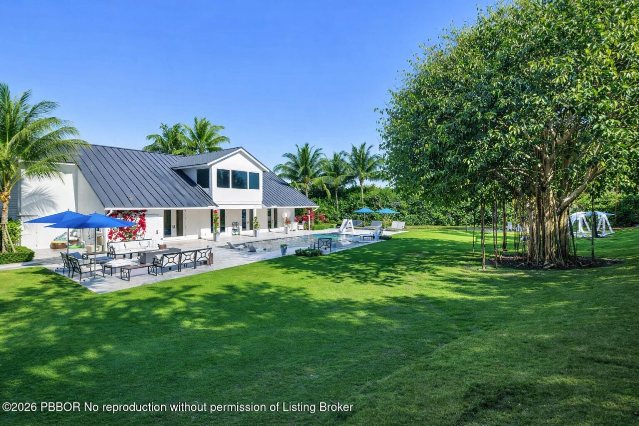 8389 SE Woodcrest Place, Hobe Sound, FL 33455 Photo