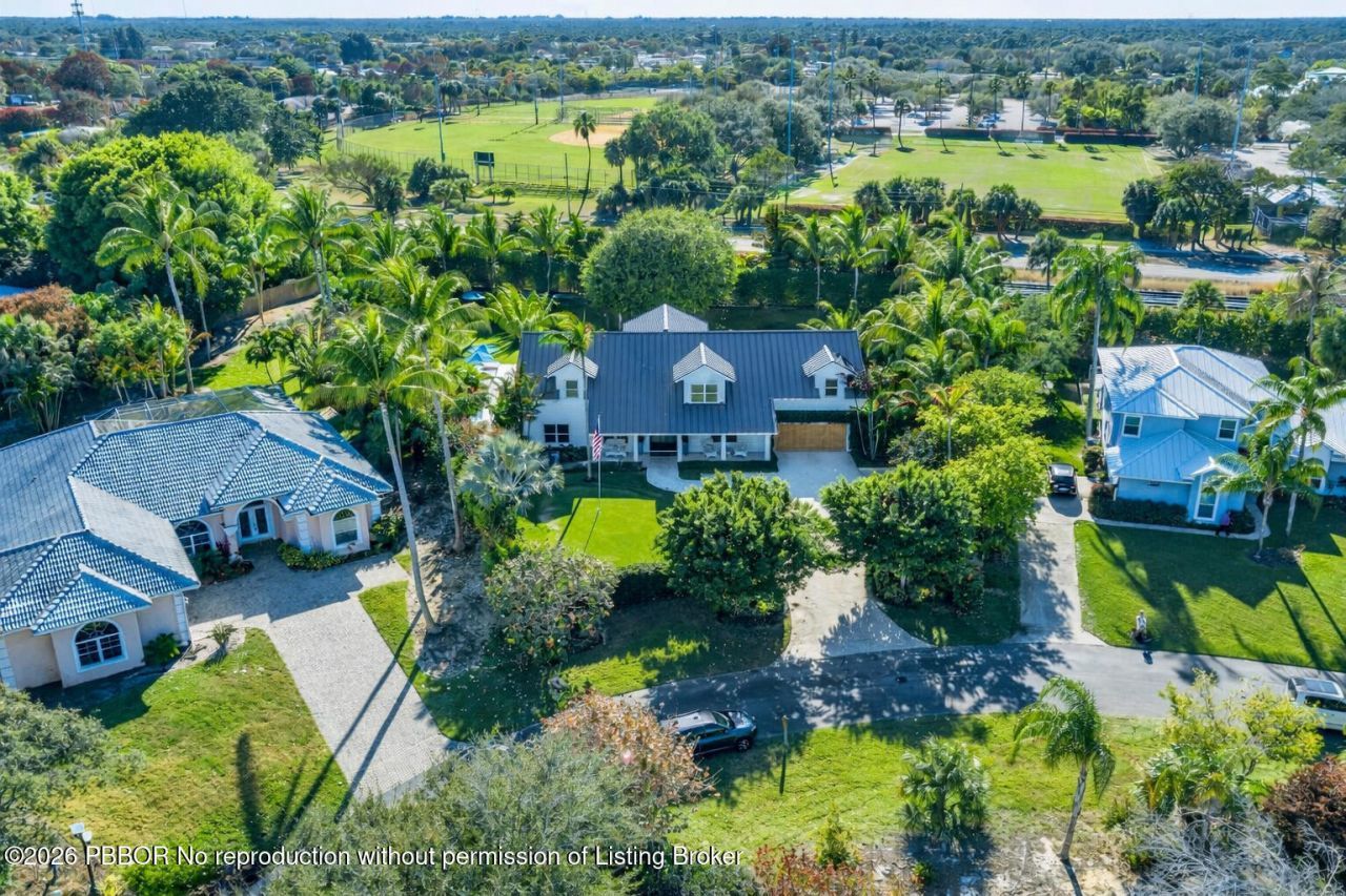 8389 SE Woodcrest Place, Hobe Sound, FL 33455 Photo