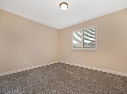 9841 Shanelyn Way, Elk Grove, CA 95757 Photo