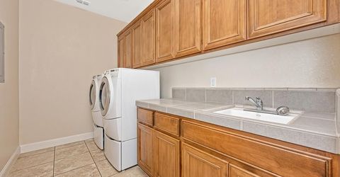 9841 Shanelyn Way, Elk Grove, CA 95757 Photo