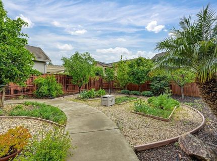 9841 Shanelyn Way, Elk Grove, CA 95757 Photo
