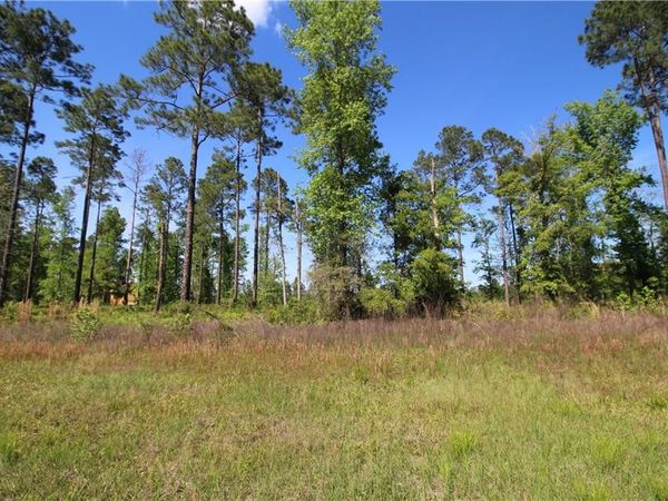 468 Salt Creek Way E, Brunswick, GA 31523