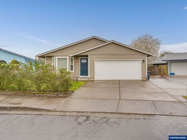 3221 SE Hathaway Dr, Corvallis, OR 97333