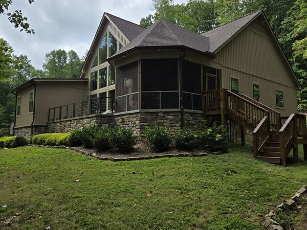 354 Mountain Farm Rd, Signal Mountain, TN 37377