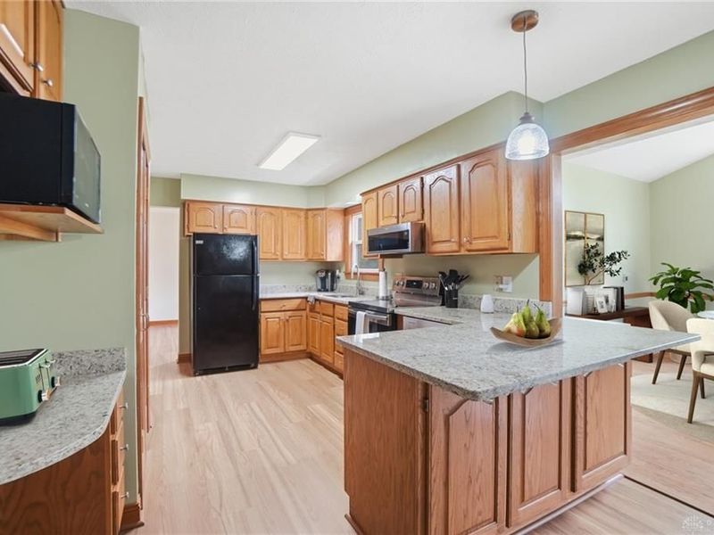 2255 Woodstock Court, Troy, OH 45373 Photo 14